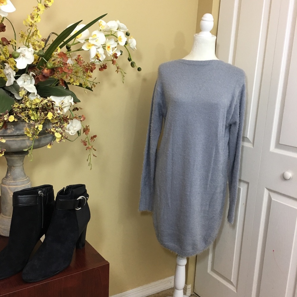 NWT GB Gianni Bini Soft Knit Sweater Dress Size Open‎ Back Minimalist Cozy Luxe